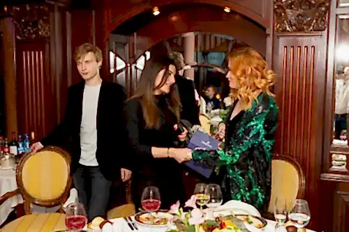 День рождения в ресторане Панорама | отель Золотое кольцо  