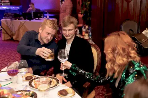 День рождения в ресторане Панорама | отель Золотое кольцо  